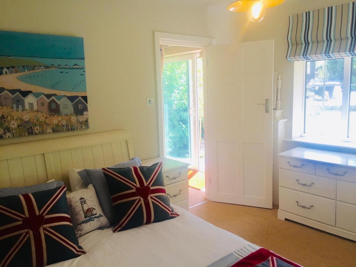 Chadham Pines Cottage Poole Eksteriør billede